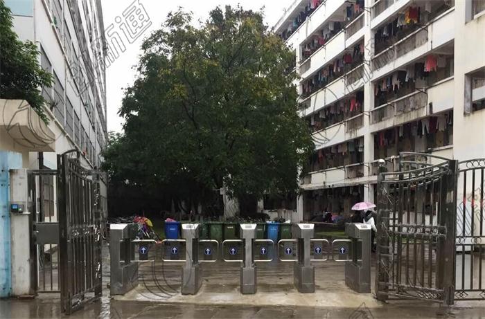 廣西校園出入管理通道案例